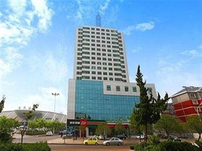 фото отеля Green Tree Inn (Rizhao Railway Station)