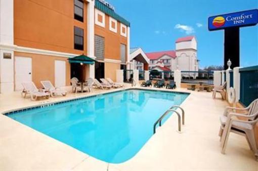 фото отеля Comfort Inn & Suites - College Park