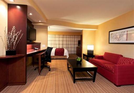 фото отеля Courtyard by Marriott Newburgh Stewart Airport