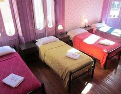фото отеля Ayres Porteños Hostel Buenos Aires