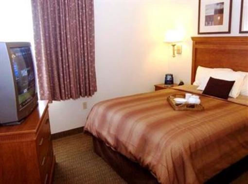фото отеля Candlewood Suites Jefferson City
