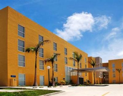 фото отеля City Express Campeche