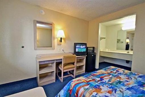 фото отеля Motel 6 Riverside East
