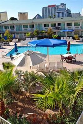 фото отеля Motel 6 Riverside East