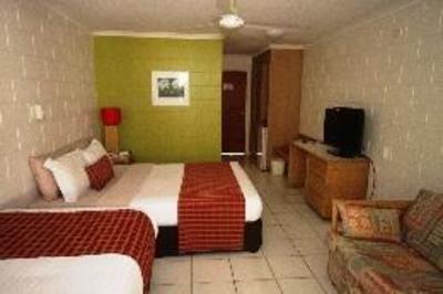 фото отеля Mackays Motel Mission Beach