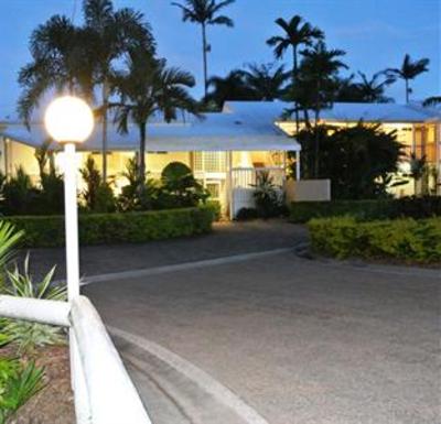 фото отеля Mackays Motel Mission Beach