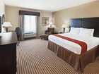 фото отеля Holiday Inn Express & Suites Brady