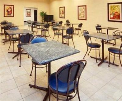 фото отеля Comfort Inn & Suites Coldwater