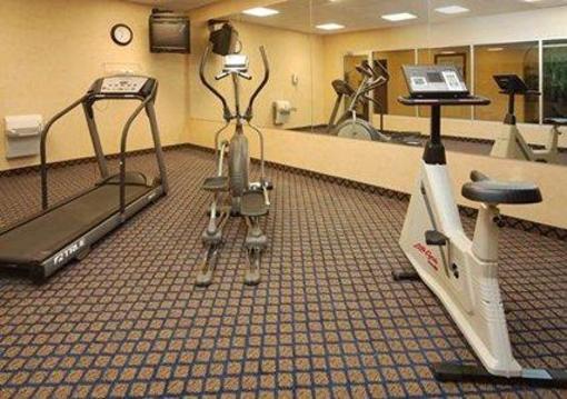 фото отеля Comfort Inn & Suites Coldwater