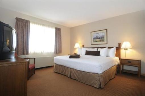 фото отеля BEST WESTERN Golden Buff Lodge