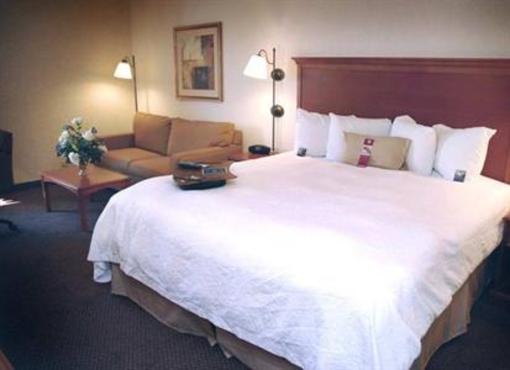 фото отеля Hampton Inn Columbus Airport