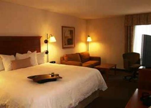 фото отеля Hampton Inn Columbus Airport