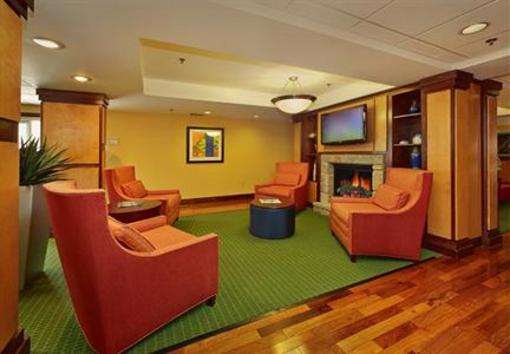 фото отеля Fairfield Inn & Suites Pigeon Forge