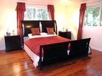 Luxurious Waterfall and Pool Resort Hakalau