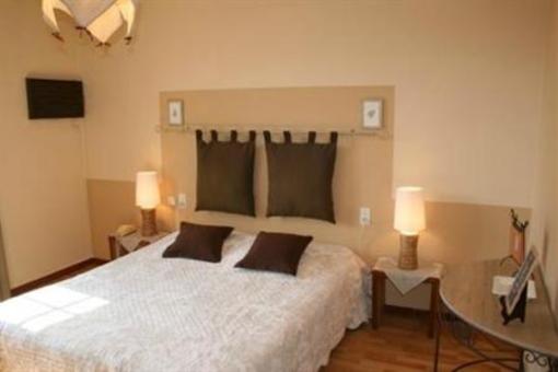 фото отеля Hotel Reves d'Ocres