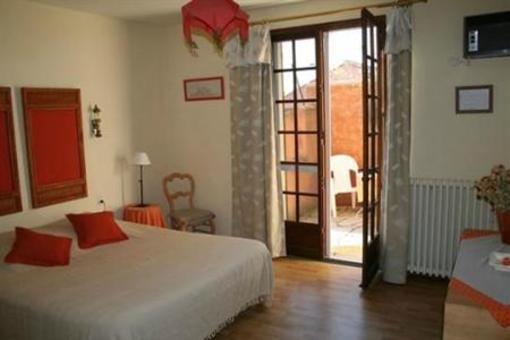 фото отеля Hotel Reves d'Ocres