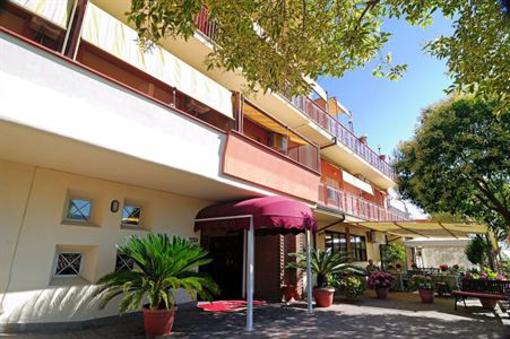 фото отеля Albergo Paradiso Monte Compatri