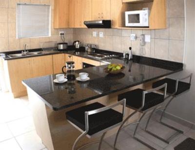 фото отеля Luxury Self-Catering Seaside Apartments at Sunrise Beach