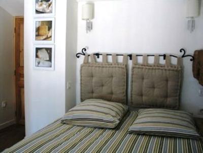фото отеля Le Mole Apartment La Flotte
