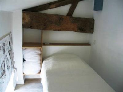 фото отеля Le Mole Apartment La Flotte