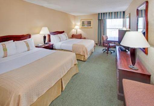 фото отеля Holiday Inn Dubuque