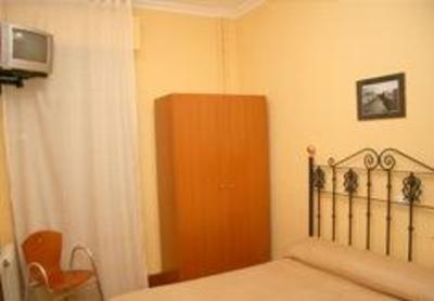 фото отеля Hostal Ancla Dorada Vigo
