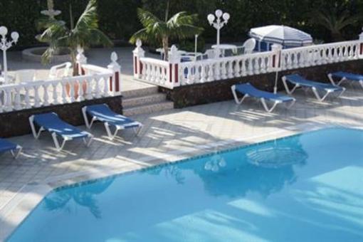 фото отеля Apartamentos Ikarus