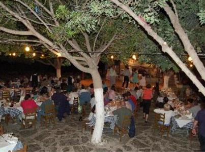 фото отеля Arolithos Traditional Cretan Village