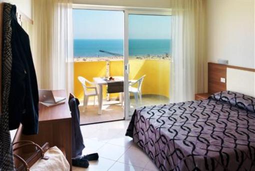 фото отеля Residence Piccadilly Rimini