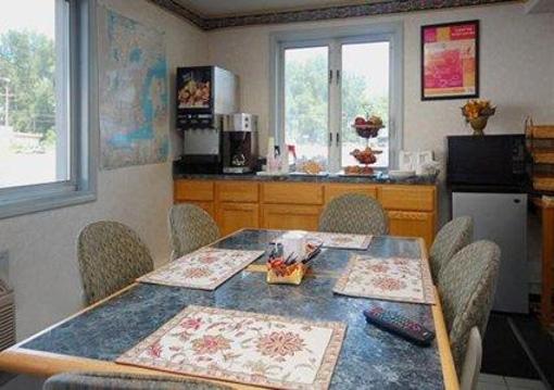 фото отеля Econo Lodge West Springfield