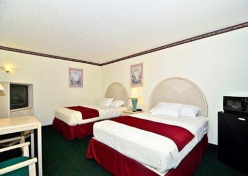 фото отеля Rodeway Inn And Suites Haines City