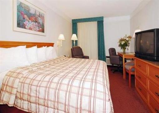 фото отеля Clarion Inn Knoxville