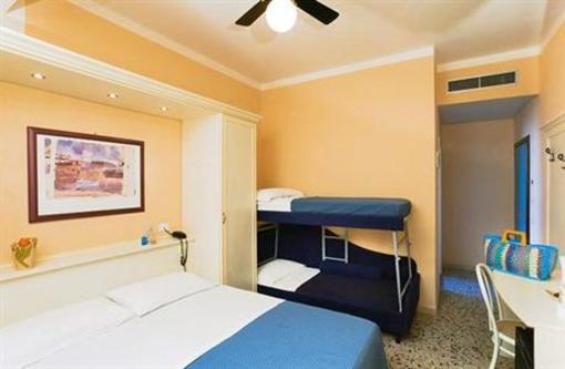 фото отеля Hotel King a Cattolica