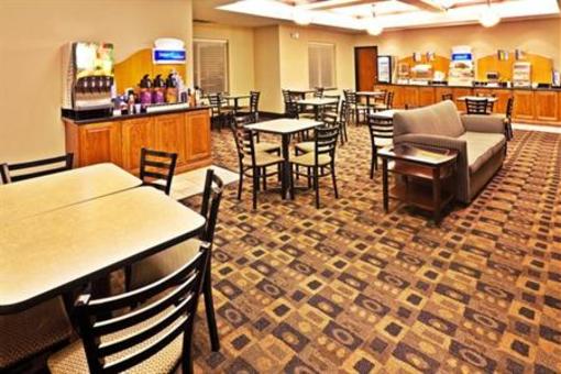 фото отеля Holiday Inn Express Hotel & Suites Miami