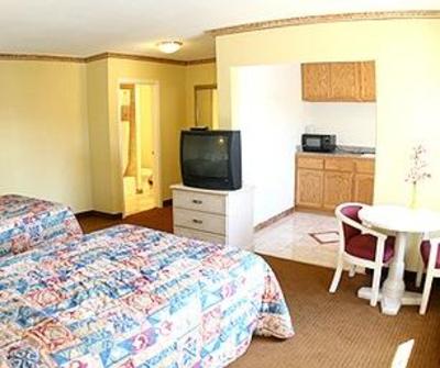 фото отеля Glen Capri Inn & Suites - San Fernando Road