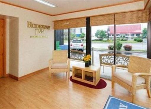фото отеля Rodeway Inn Civic Center Roanoke (Virginia)