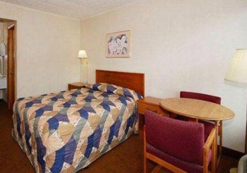 фото отеля Rodeway Inn Civic Center Roanoke (Virginia)