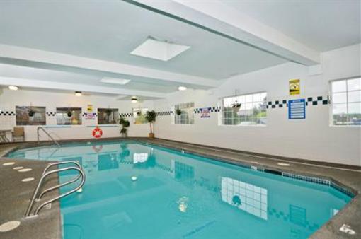 фото отеля Best Western Oak Meadows Inn