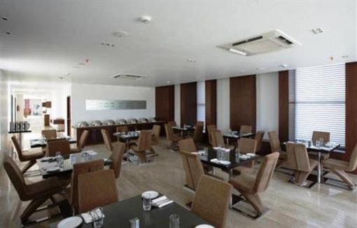 фото отеля Hotel Centre Point Chennai