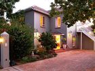 фото отеля Oak Village Bed & Breakfast Stellenbosch