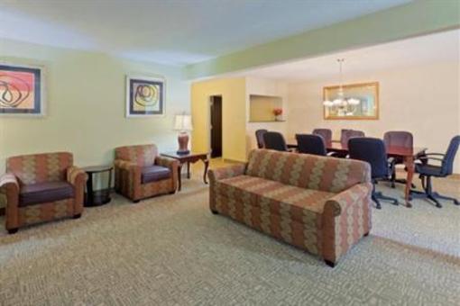 фото отеля Holiday Inn Harrisonburg
