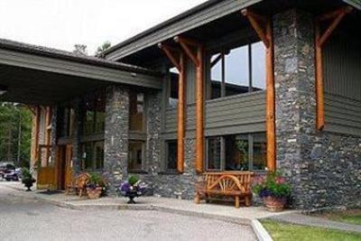 фото отеля Mountaineer Lodge