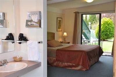 фото отеля Summerland Motel