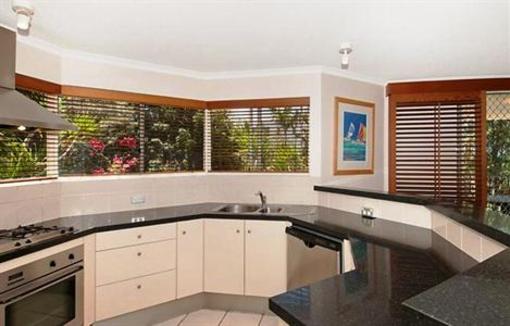 фото отеля Parkshores Sunshine Beach Holiday Apartments Noosa