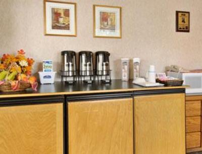 фото отеля Howard Johnson Express Inn S. Lake Tahoe