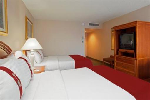 фото отеля Holiday Inn Visalia Hotel & Conf Center