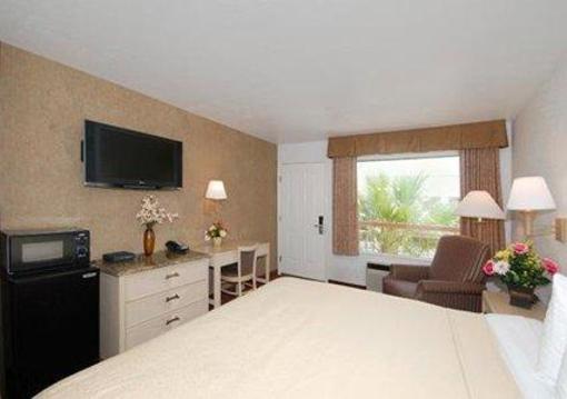 фото отеля Quality Inn South Bluff