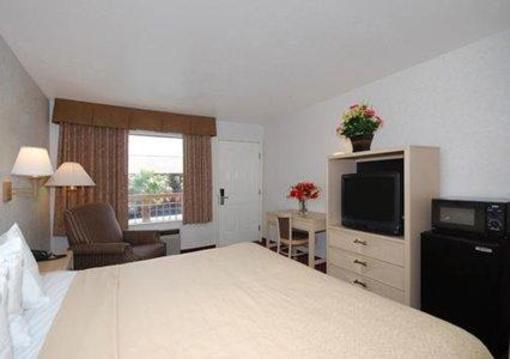 фото отеля Quality Inn South Bluff
