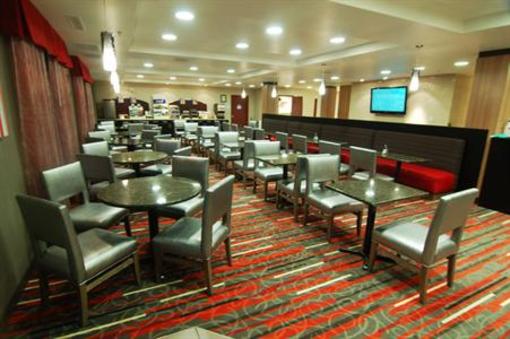 фото отеля Holiday Inn Express Hotel & Suites Bonnyville