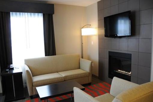 фото отеля Holiday Inn Express Hotel & Suites Bonnyville